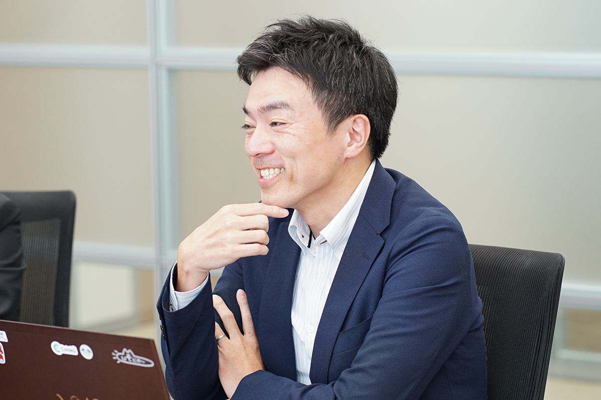 営業統括本部 マーケティング本部長 高橋 亮造 氏